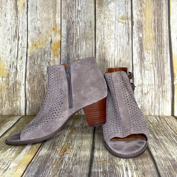 Vionic Women's  Size 7.5 Chryssa Taupe Suede Peep Toe Cone Heel Ankle Booties - Picture 1 of 11
